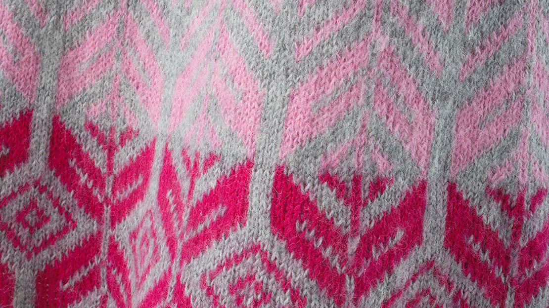 Unn Søiland Dale, Lillunn Sport (Produsent), «Bladranke» (utsnitt), 1970. Designet for Maison Dior.