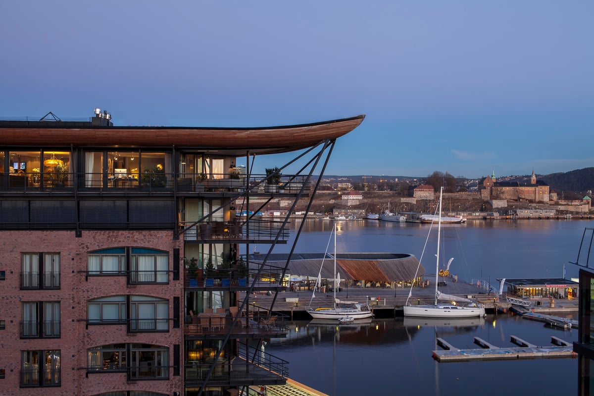 Stranden, Aker Brygge byggetrinn III, Oslo, 1990