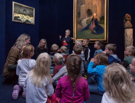 Eventyrstund under «Helt eventyrlig».