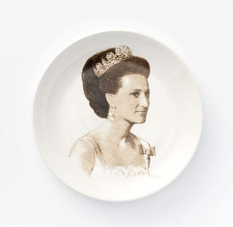 Platte produsert av Figgjo Fajanse - Stavangerflint AS, 1972.