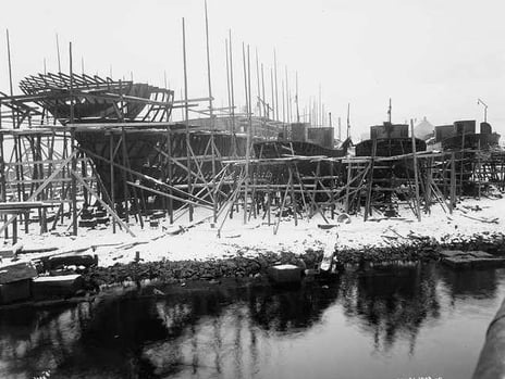 Båtar under bygging i 1908.