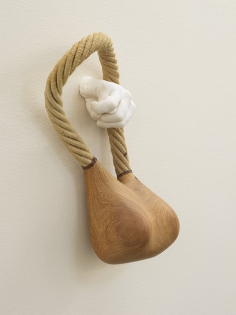 Ahmed Umar, «Glowing Phalanges», 2024.