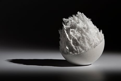 Karin Forslund, «Untitled», 2017. En hvit form laget av glass.