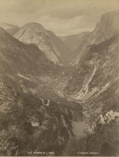 Knud Knudsen, «Nærødalen i Sogn», 1885.