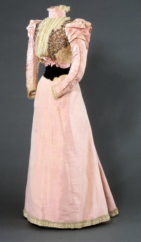 Madame Duboc (Produsent), Antrekk, 1896. Eid av H.M. Dronning Maud.