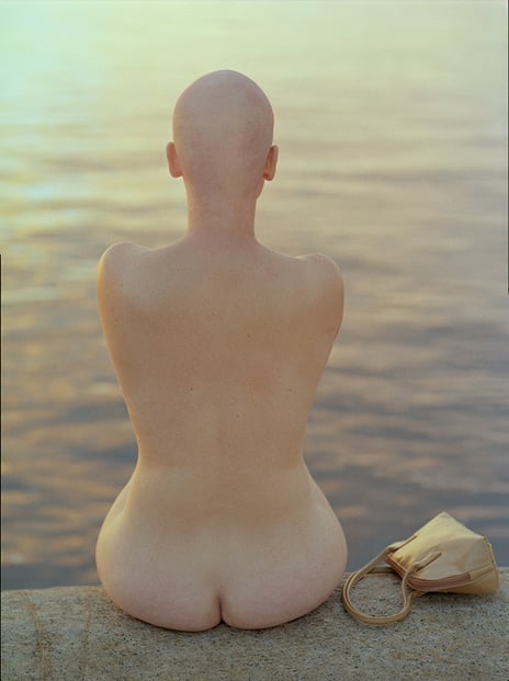 A K Dolven, «between the morning and the handbag», 2002 still from a movie
