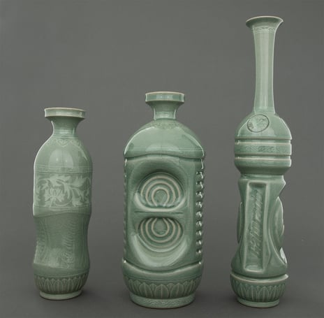 Eui Jeong Yoo, Studie av samtidskulturens form – Celadon-flaske formet som PET-flaske, 2013