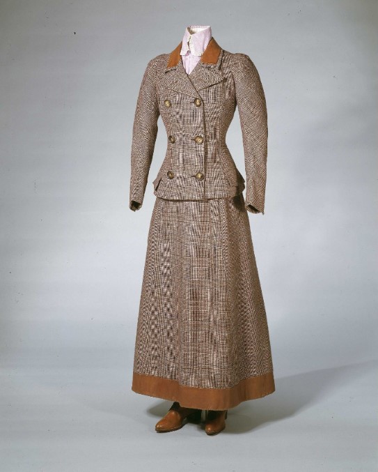 Vernon (produsent), Ulldrakt laget for bryllupsreise, 1896 brun ulldrakt: skjørt og jakke
