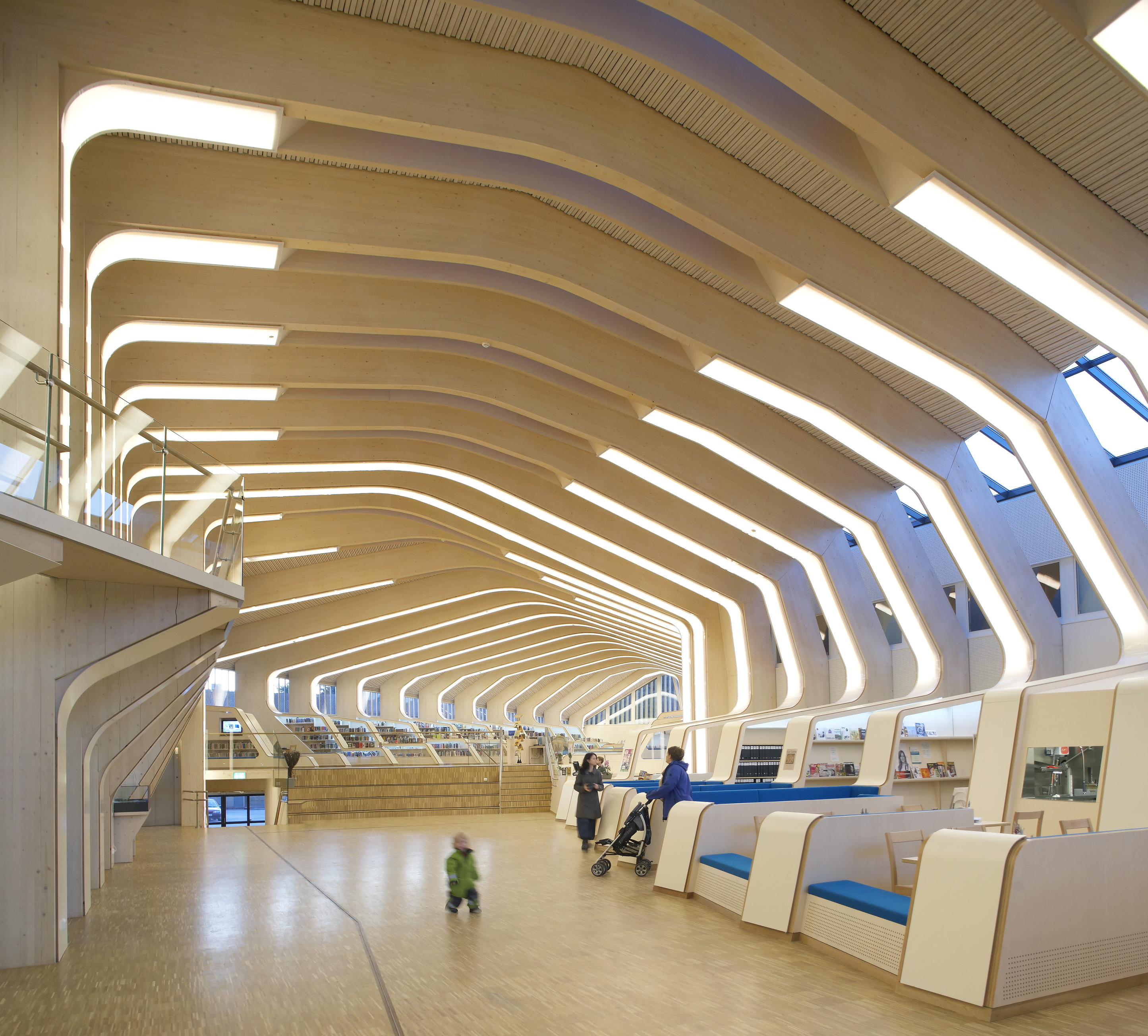 Vennesla bibliotek, Helen & Hard.