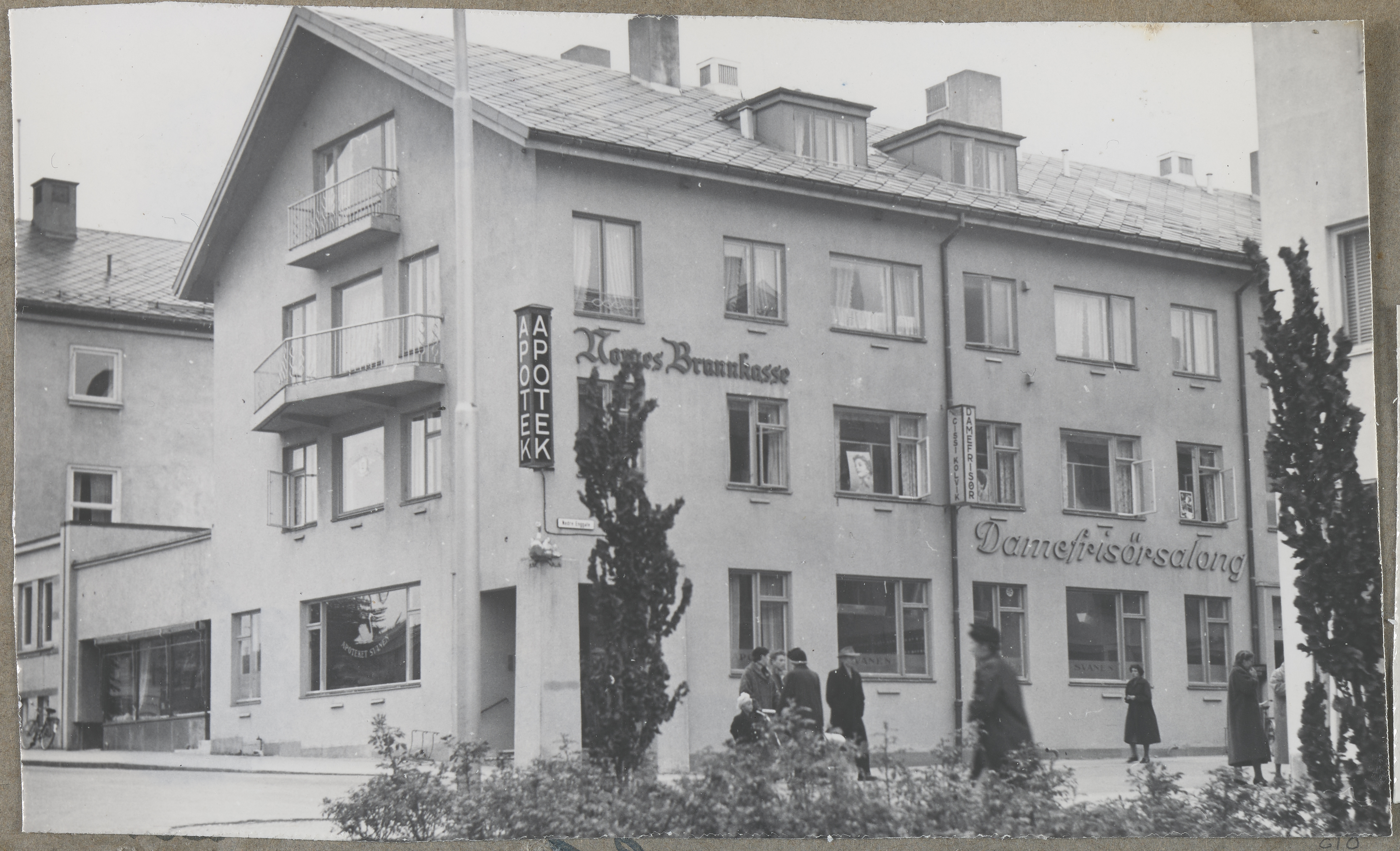 Maja Melandsø, Foto fra album med egne arbeider, Midten av 1900-tallet