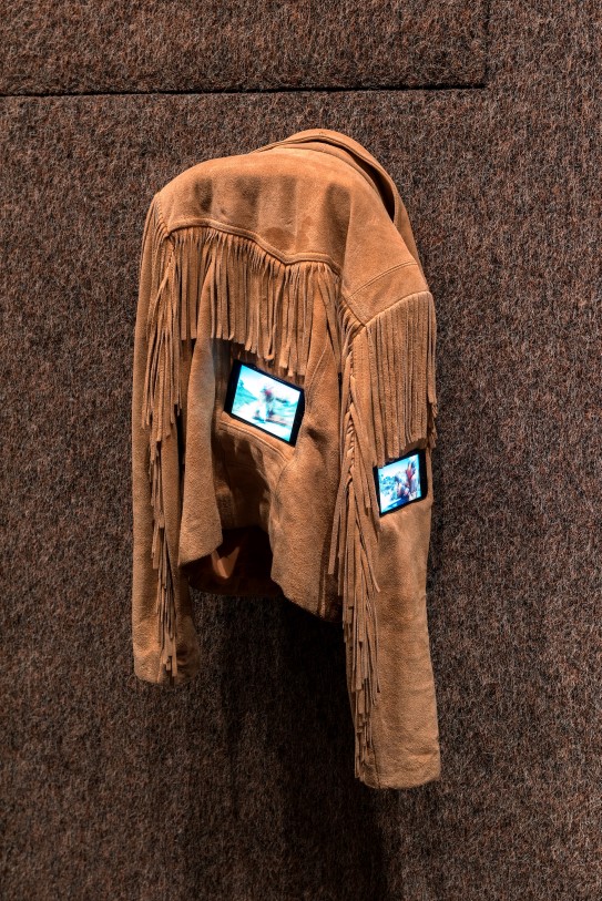 Tori Wrånes «Desert Troll Technique», (2016)