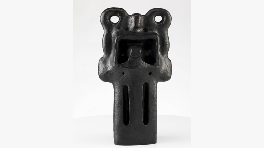 Sonja Ferlov Mancoba, «Maskeskulptur», 1939 Bildet viser en sort skulptur av en maske med åpen munn