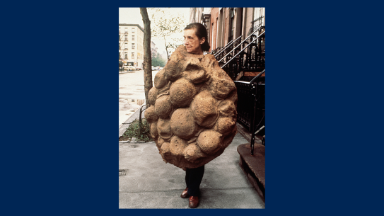 Louise Bourgeois in her latex sculpture Avenza (1968–69) in 1975.