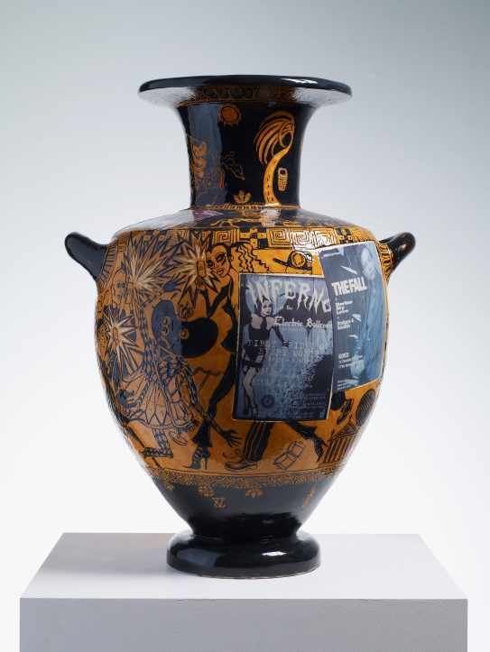 «Grumpy Old God», 2010. © Grayson Perry. Courtesy the artist and Victoria Miro