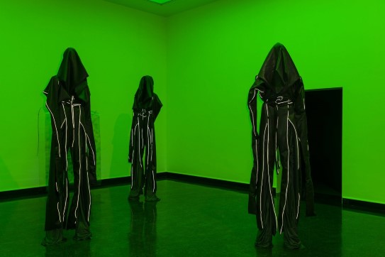 Sandra Mujinga, «Nokturnal Kinship», 2018.