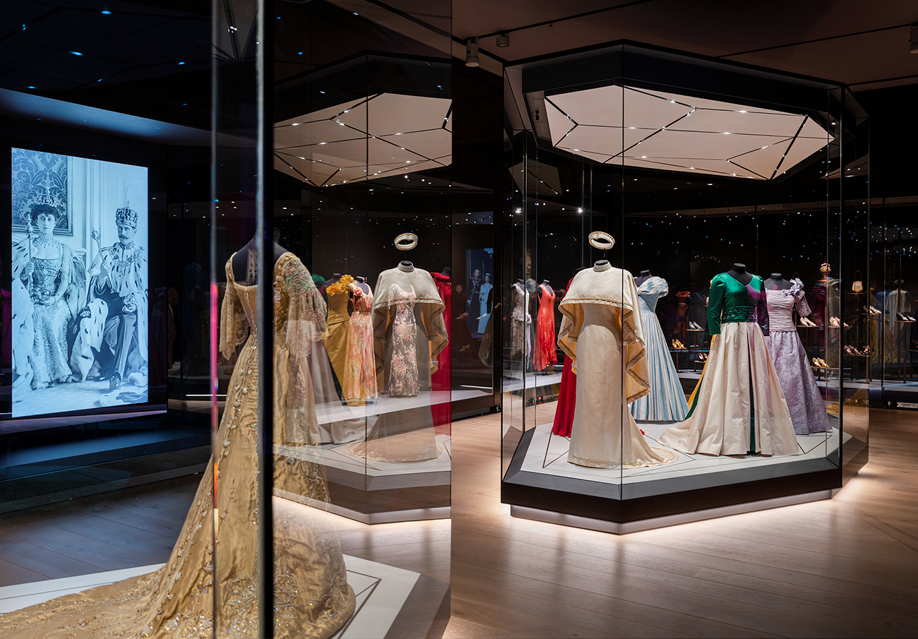 Traditional folk costumes at the National Museum in Oslo